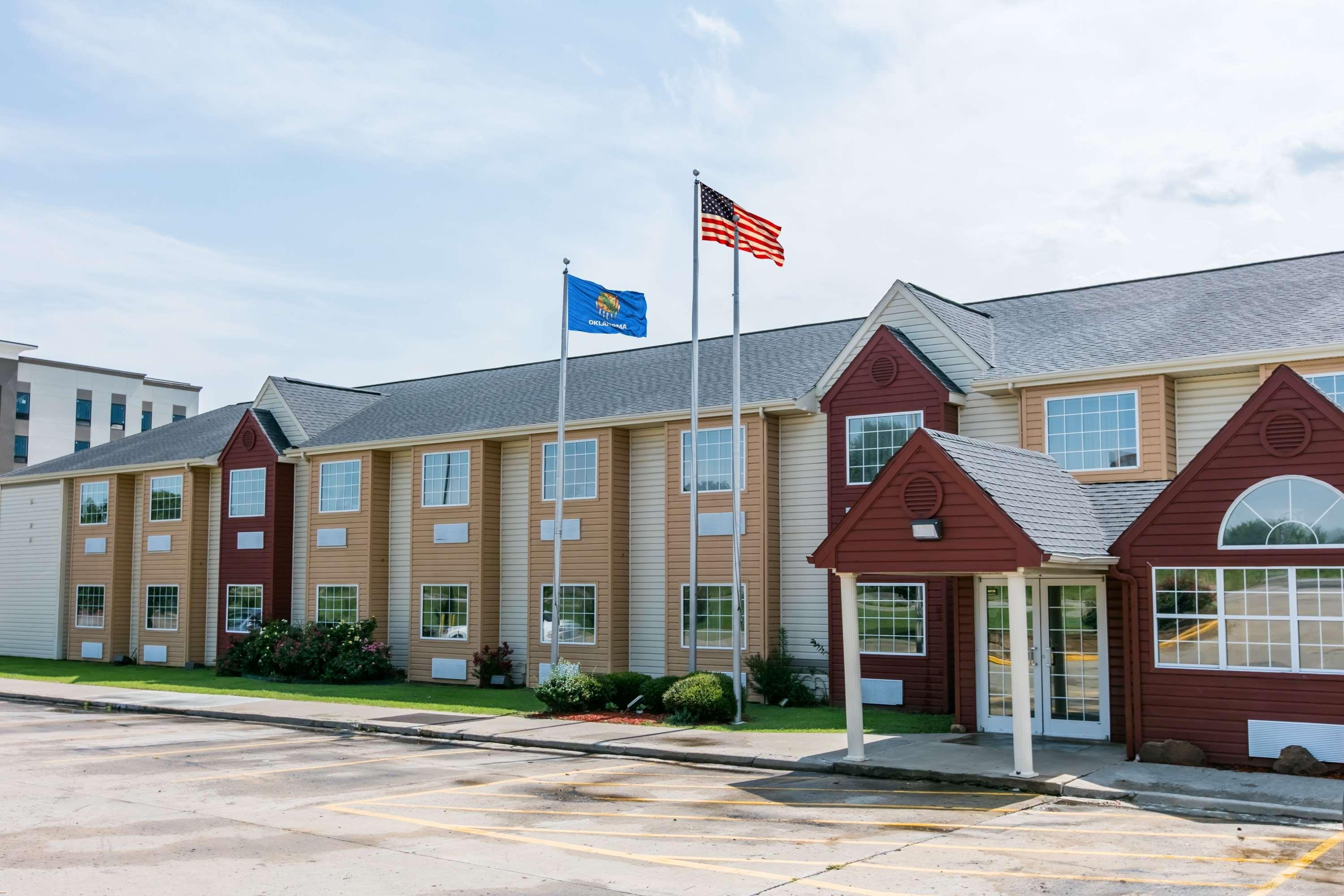 Days Inn Pryor Creek Extérieur photo