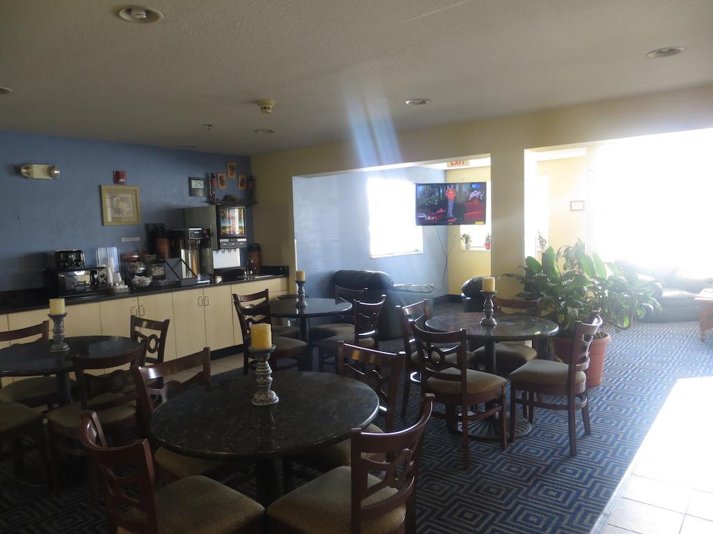 Days Inn Pryor Creek Extérieur photo